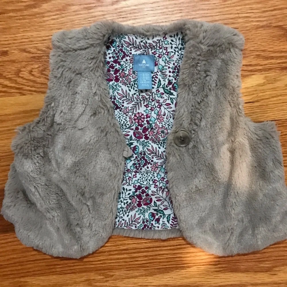 🐻 baby GAP Fur Vest